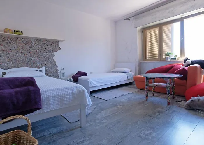 Ferienhaus Haus In Mit Privatem Pool By Interhome *