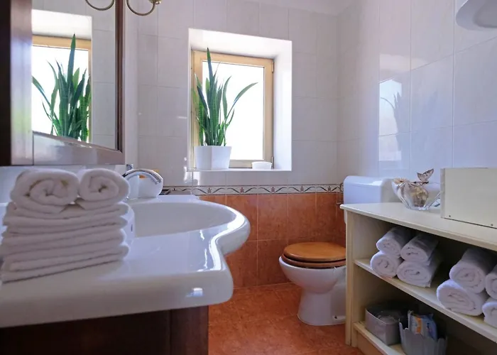 Haus In Mit Privatem Pool By Interhome Ferienhaus Pula