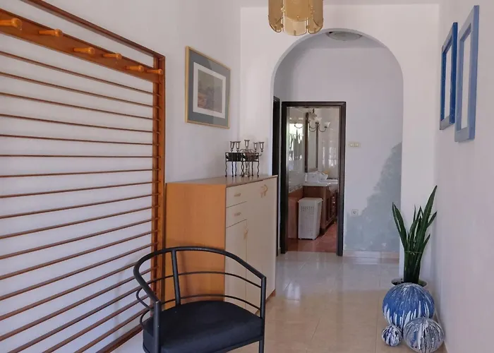 Haus In Mit Privatem Pool By Interhome Ferienhaus Pula