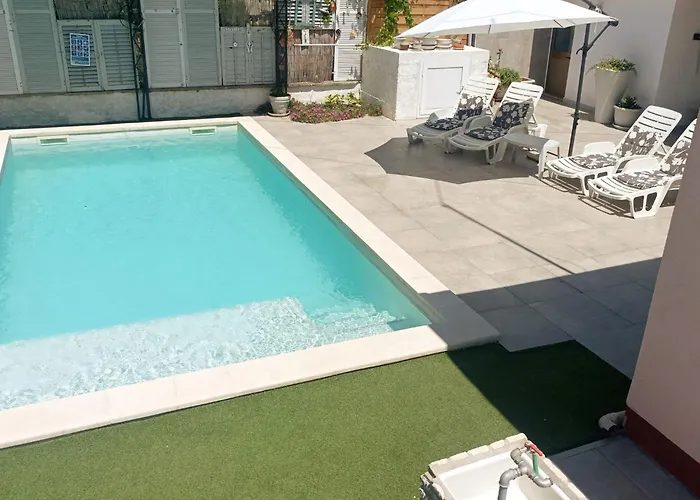 Ferienhaus Haus In Mit Privatem Pool By Interhome *